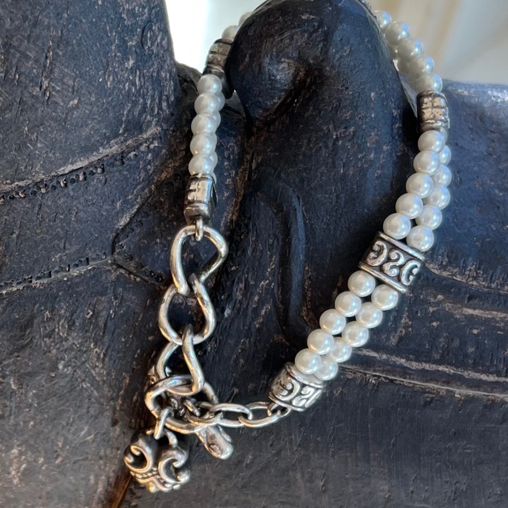 BRIGHTON Lady Jane Faux Pearl Bracelet (LIKE NEW)